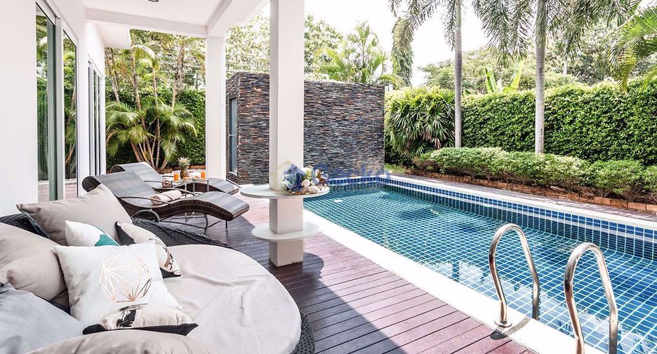 For rent and for sale 5 bedrooms house in Sattahip, Chonburi