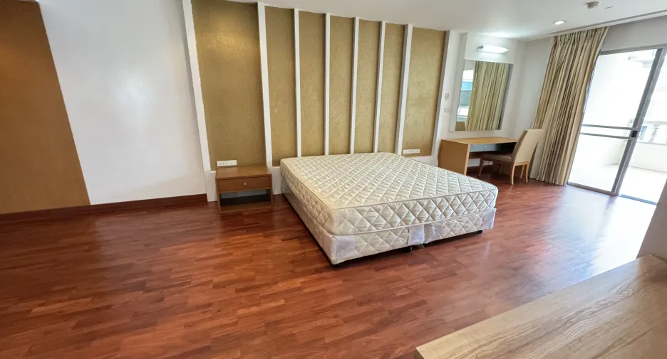 Apartamento en alquiler de 4 habitaciones en Khlong Toei, Bangkok