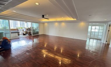 Apartamento en alquiler de 3 habitaciones en Watthana, Bangkok