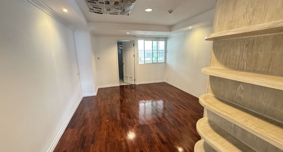 Apartamento en alquiler de 3 habitaciones en Watthana, Bangkok