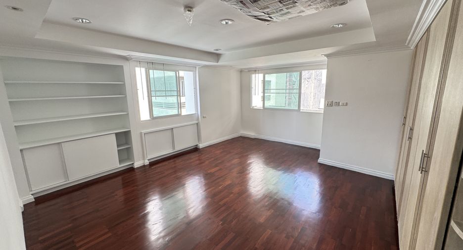 Apartamento en alquiler de 3 habitaciones en Watthana, Bangkok