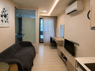 For sale 1 bed condo in Khlong Toei, Bangkok