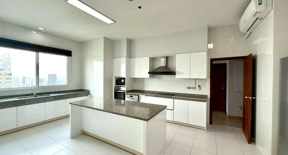 Wohnung zur Miete mit 5 Zimmer in Khlong Toei, Bangkok