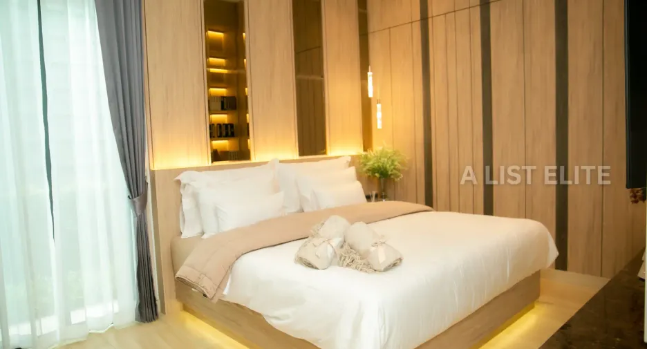 For sale 4 bedrooms house in Lan Krabue, Kamphaeng Phet