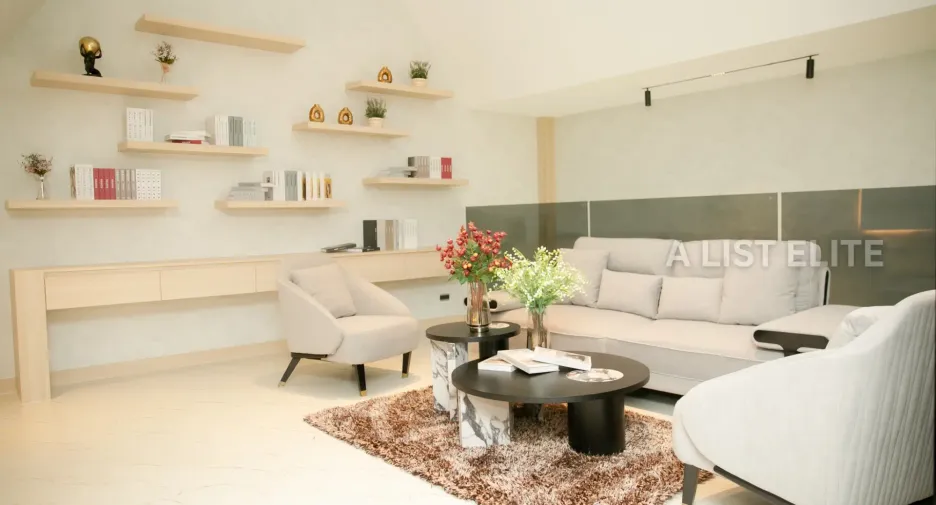 For sale 4 bedrooms house in Lan Krabue, Kamphaeng Phet