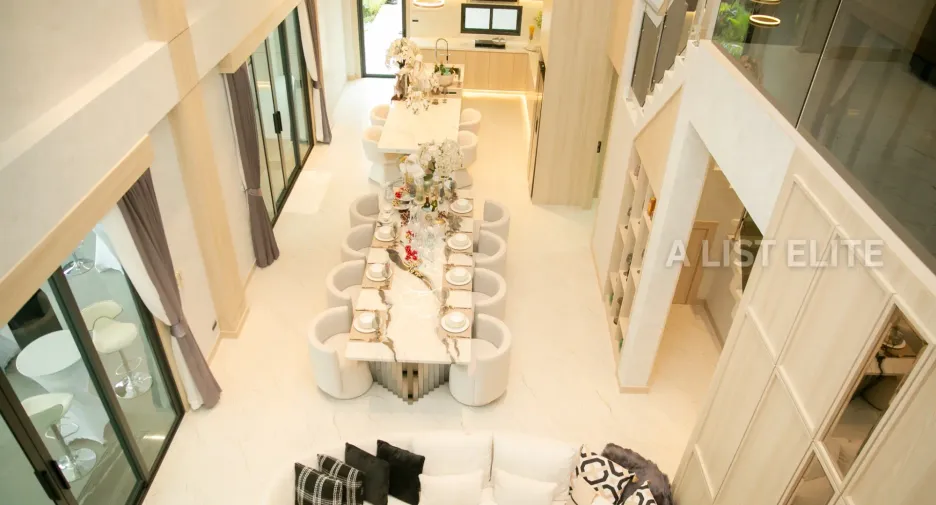For sale 4 bedrooms house in Lan Krabue, Kamphaeng Phet