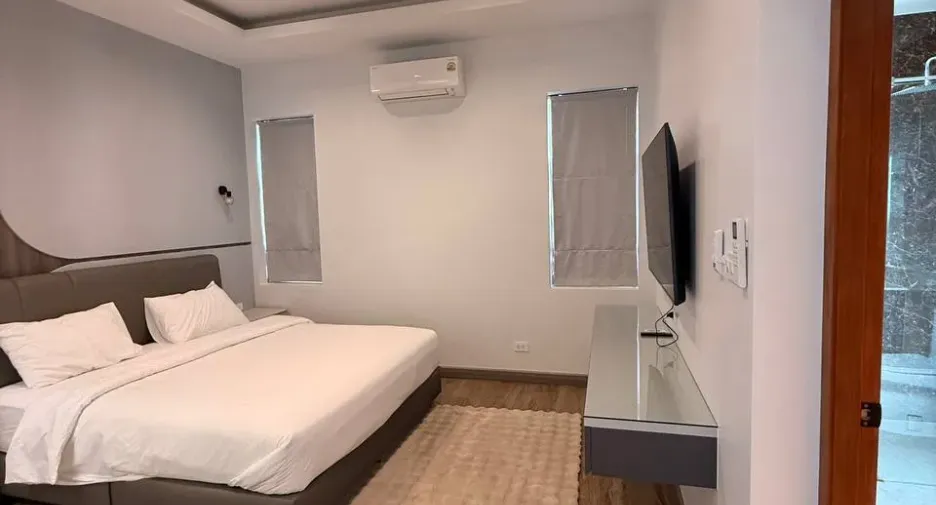 Villa en venta y en alquiler de 6 habitaciones en Bang Lamung, Chonburi