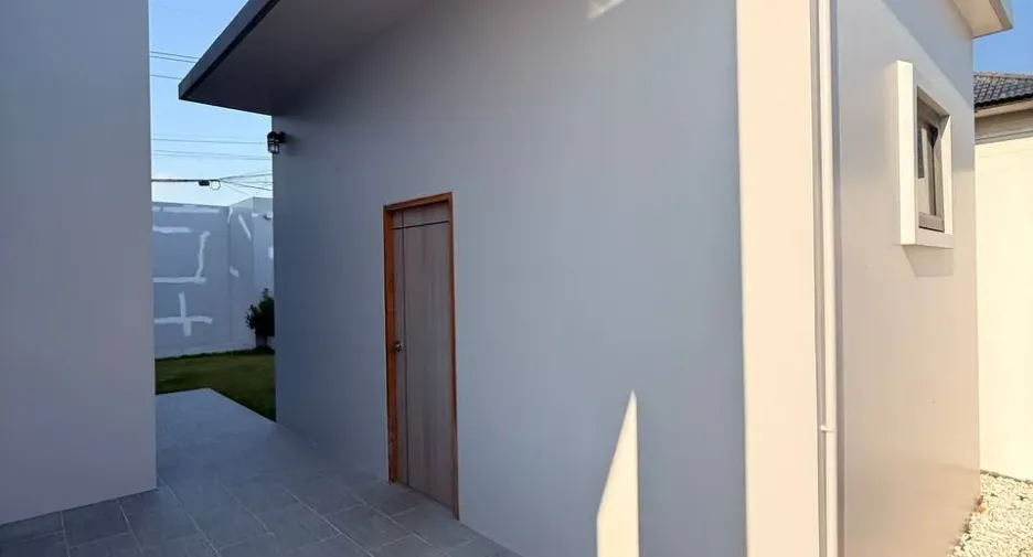 Villa en venta y en alquiler de 6 habitaciones en Bang Lamung, Chonburi