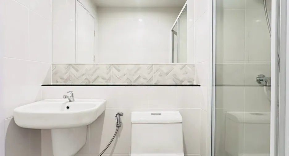 For rent studio condo in Chom Thong, Bangkok