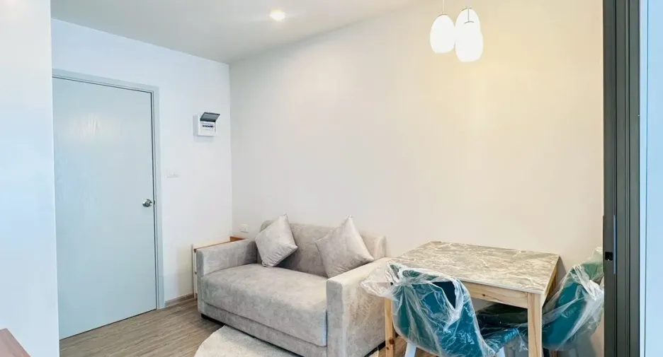 For rent studio condo in Chom Thong, Bangkok