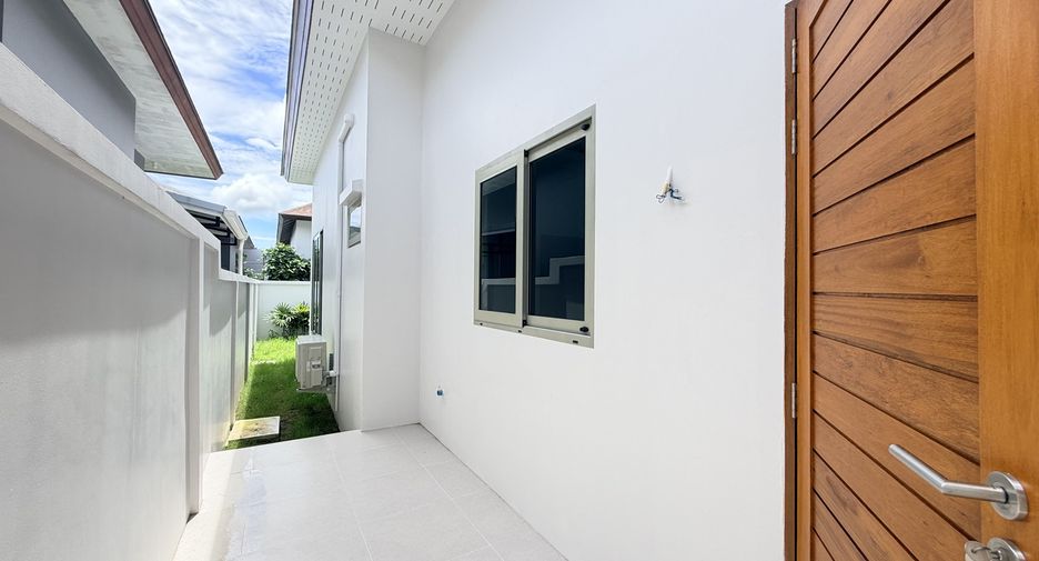 For sale 3 bedrooms villa in Thalang, Phuket