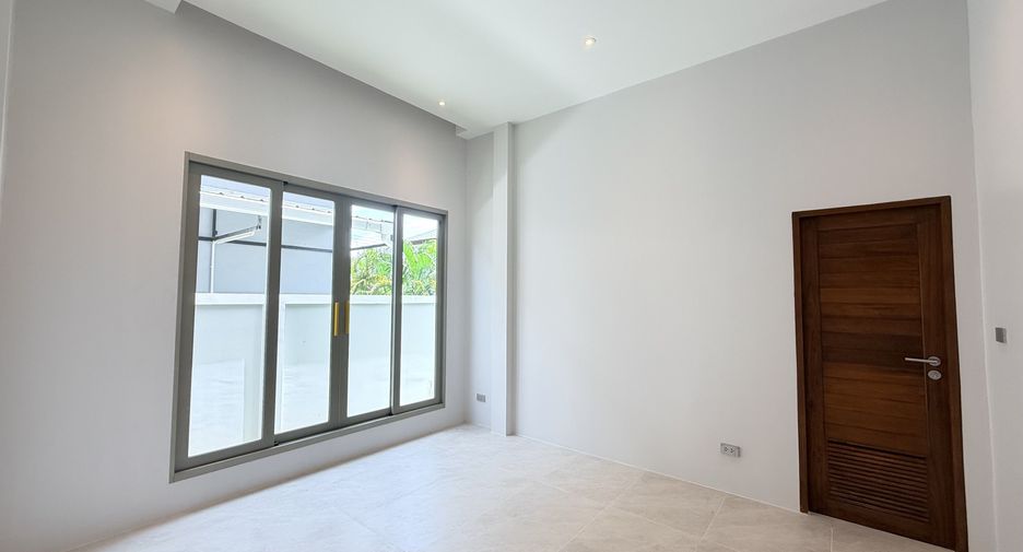 For sale 3 bedrooms villa in Thalang, Phuket