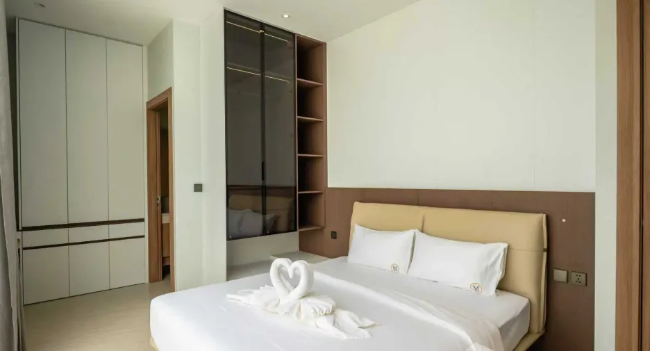 For rent 4 bedrooms villa in Mueang Phuket, Phuket