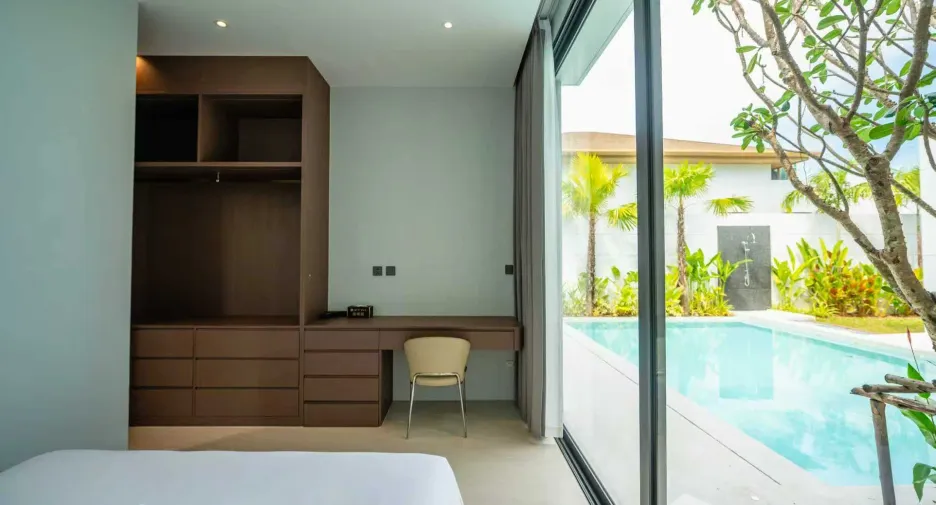 For rent 4 bedrooms villa in Mueang Phuket, Phuket
