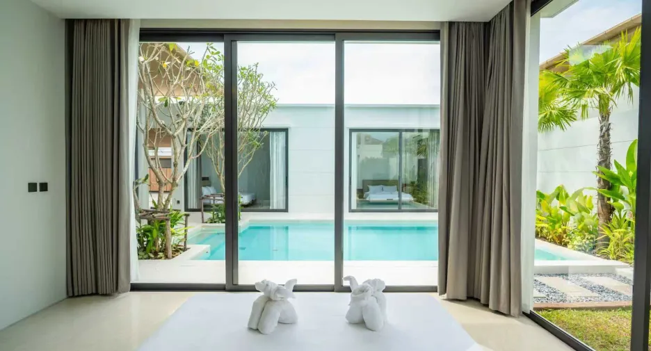 For rent 4 bedrooms villa in Mueang Phuket, Phuket