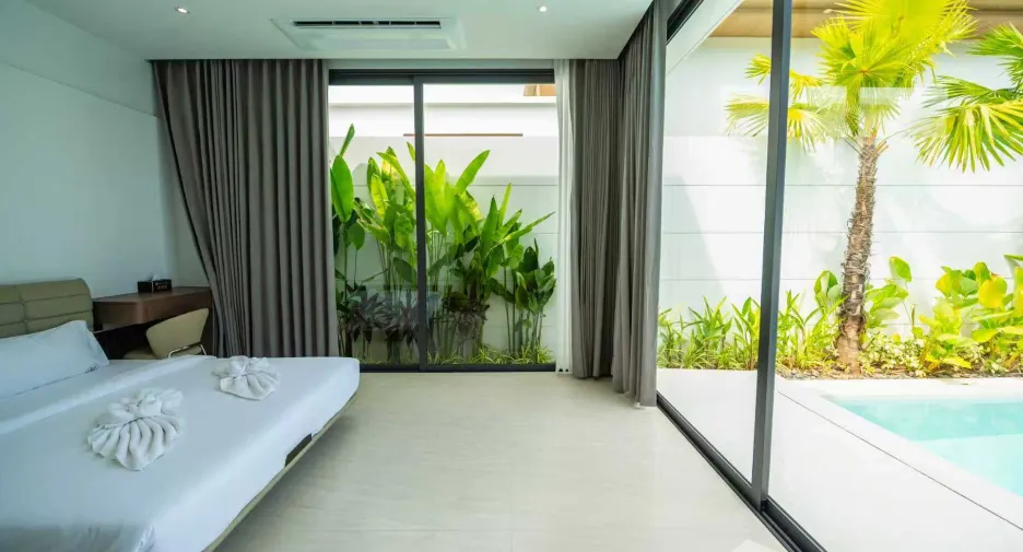 For rent 4 bedrooms villa in Mueang Phuket, Phuket