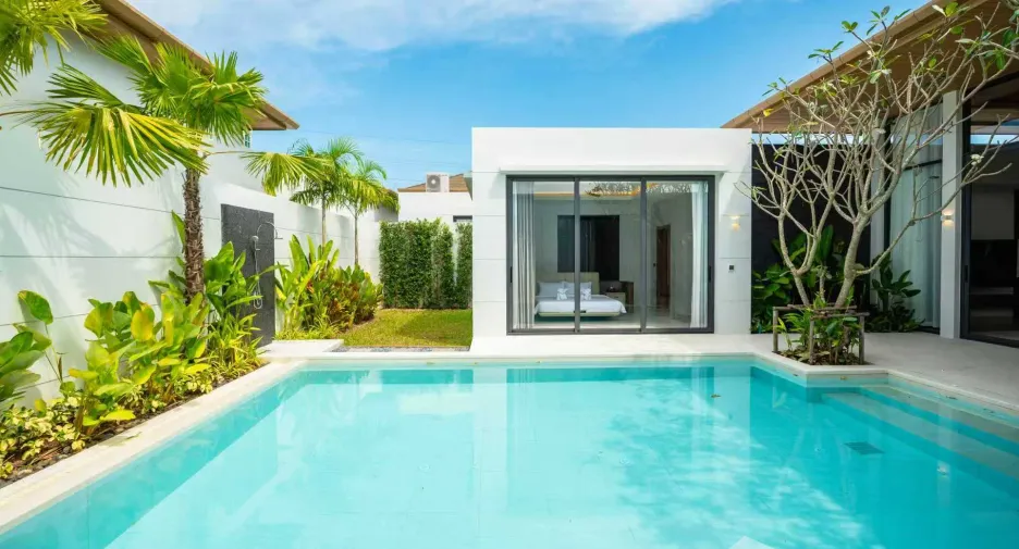For rent 4 bedrooms villa in Mueang Phuket, Phuket