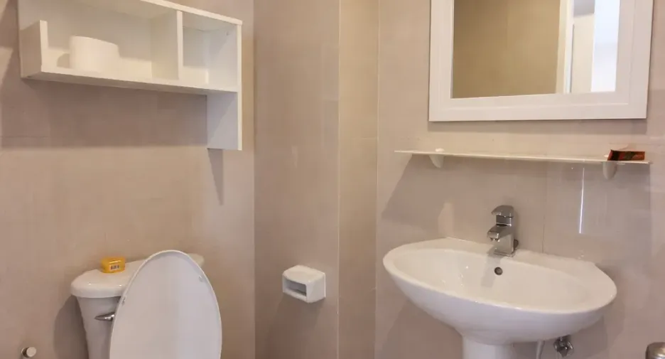 For rent 2 bedrooms condo in Mueang Nonthaburi, Nonthaburi
