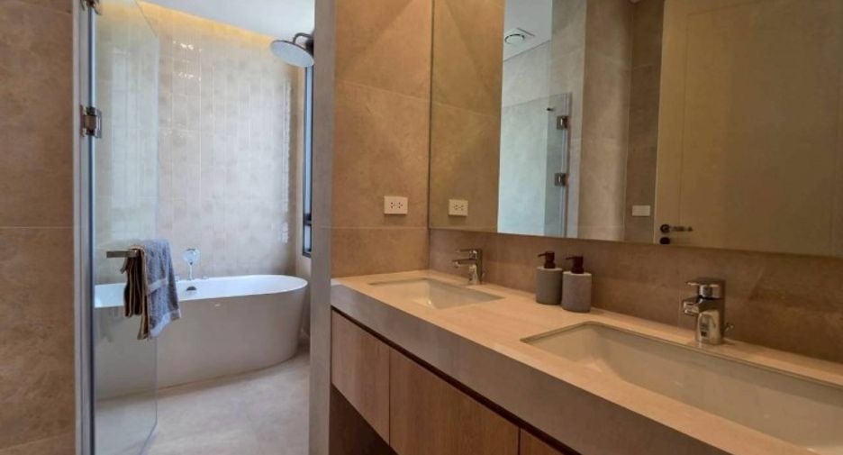 À vendre 4 chambres maison à Bang Lamung, Chonburi