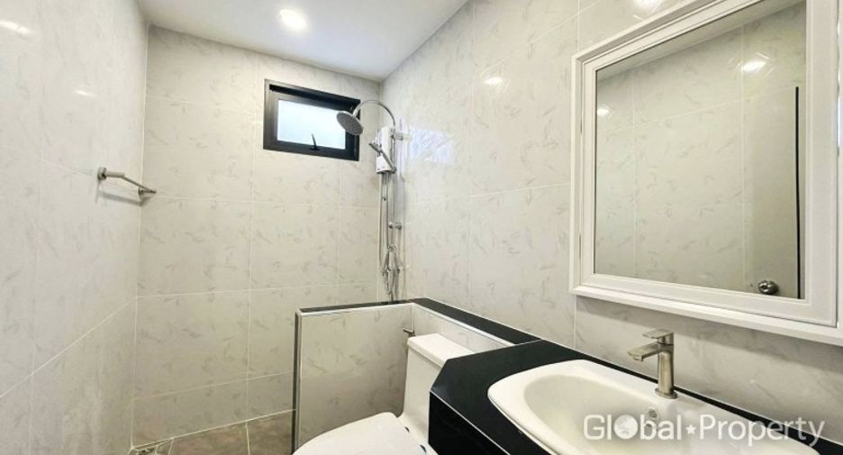 For sale 3 bedrooms house in Bang Lamung, Chonburi