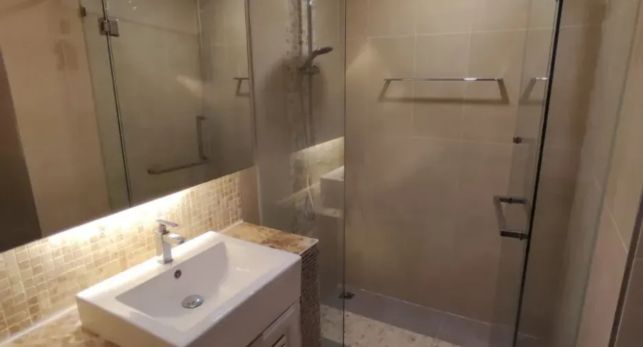For sale 1 bed condo in Si Racha, Chonburi