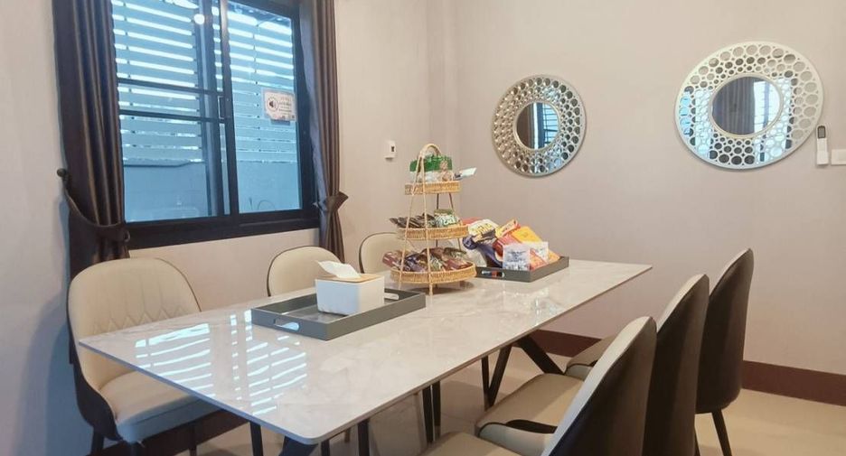 For rent 4 ベッドルーム villa in Hang Dong, Chiang Mai
