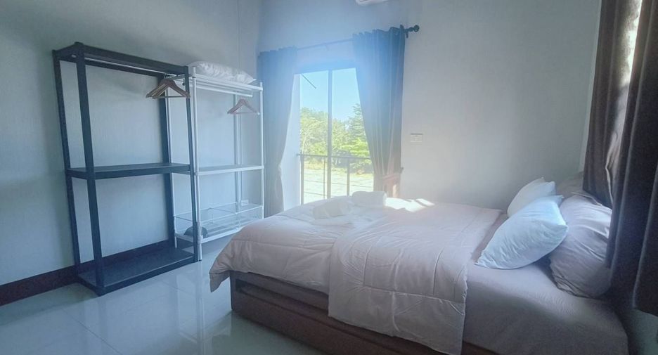 For rent 4 ベッドルーム villa in Hang Dong, Chiang Mai