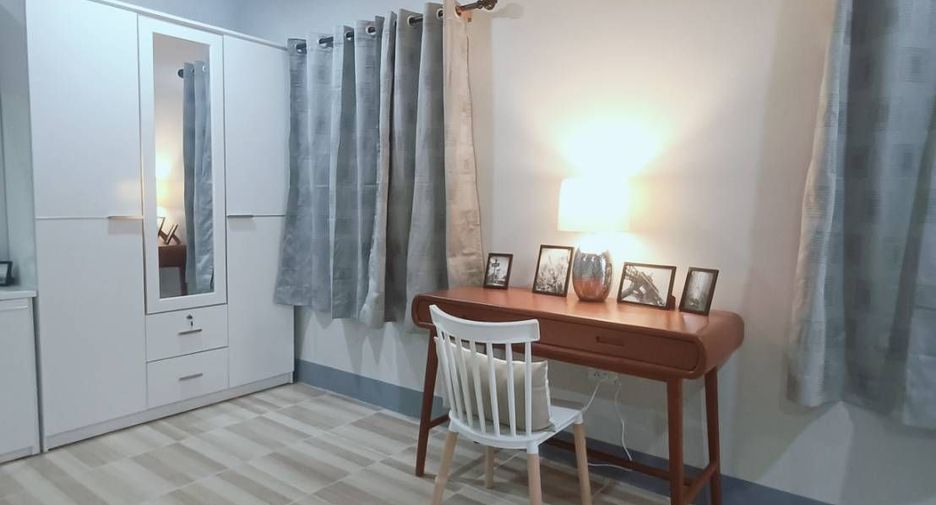 For rent 4 ベッドルーム villa in Hang Dong, Chiang Mai
