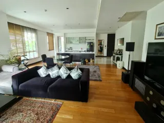 For sale 3 bedrooms condo in Yan Nawa, Bangkok