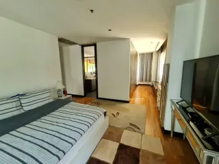 For sale 3 bedrooms condo in Yan Nawa, Bangkok