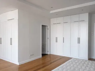 Condo en alquiler de 3 habitaciones en Watthana, Bangkok
