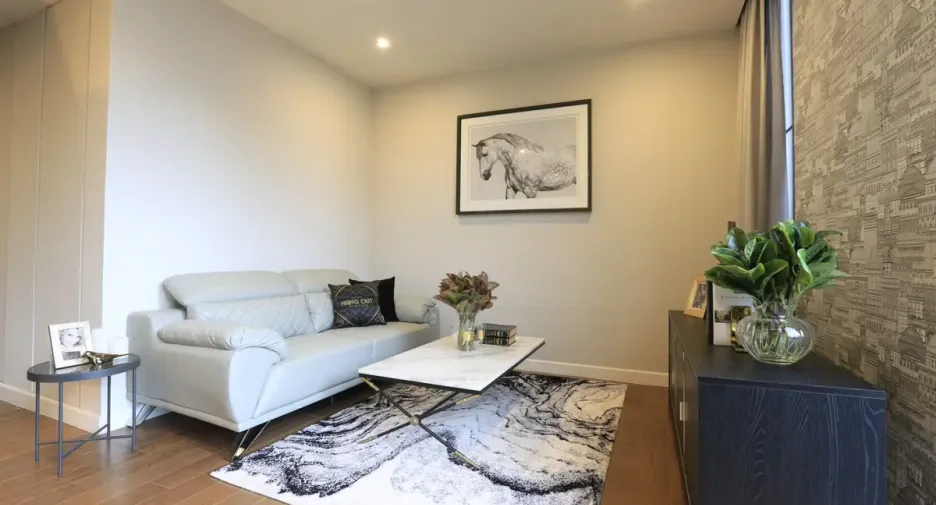 For rent 4 bedrooms house in Watthana, Bangkok