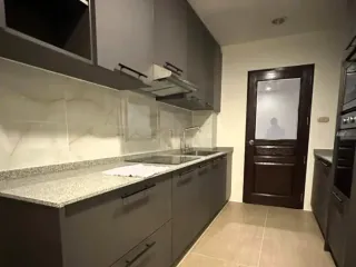 For rent 3 ベッドルーム condo in Pathum Wan, Bangkok