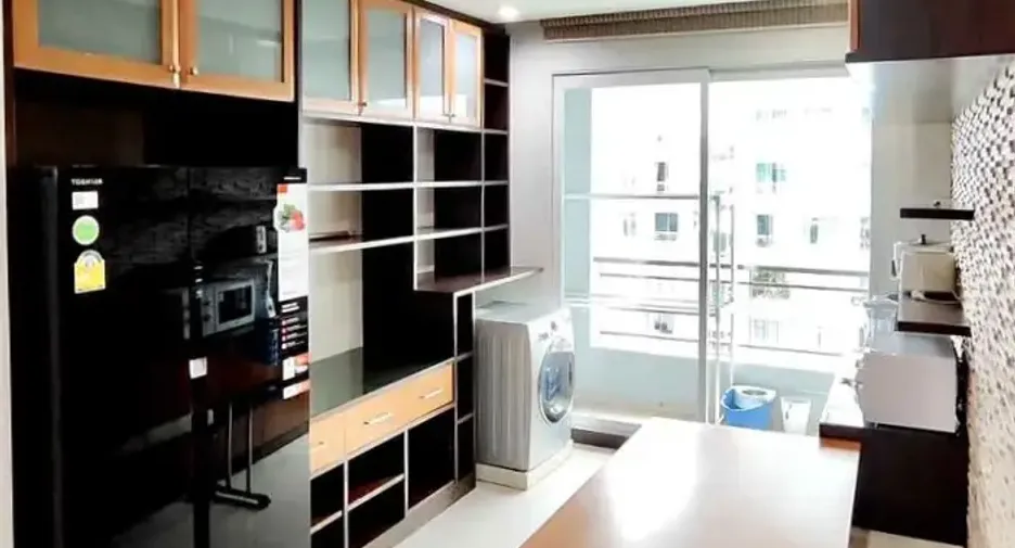 For rent 3 bedrooms condo in Watthana, Bangkok