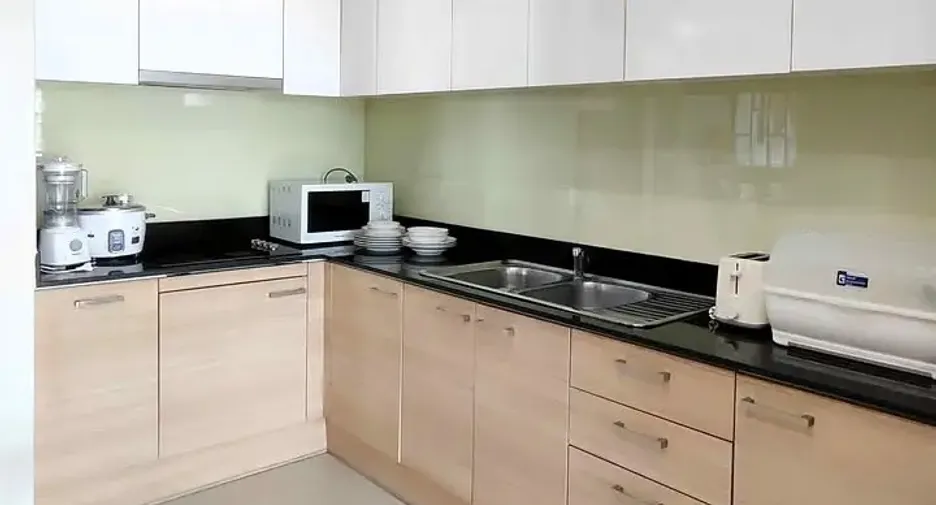 For rent 3 bedrooms condo in Watthana, Bangkok