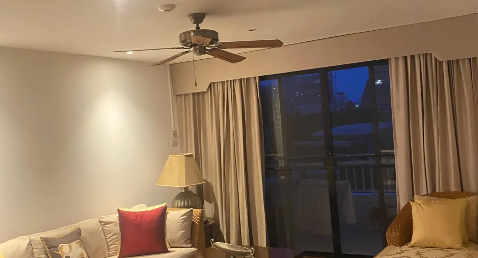 For rent 2 bedrooms condo in Bang Lamung, Chonburi