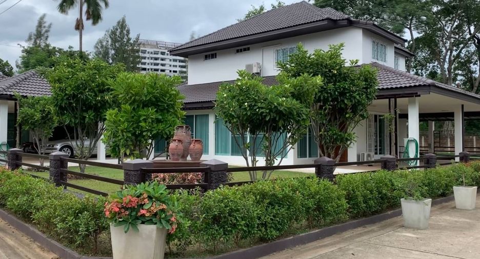 For sale and for rent 5 bedrooms house in Mueang Chiang Mai, Chiang Mai