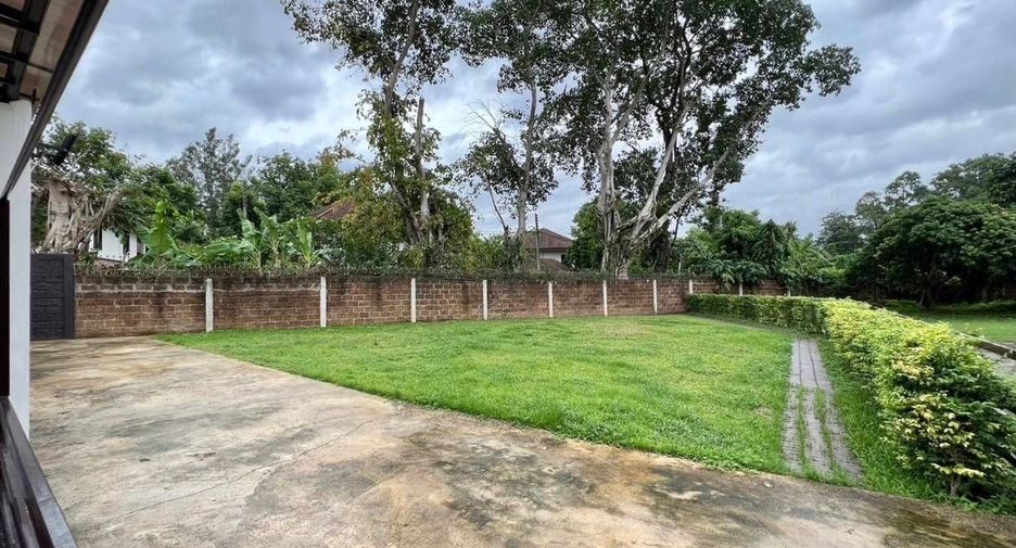 For sale and for rent 5 bedrooms house in Mueang Chiang Mai, Chiang Mai