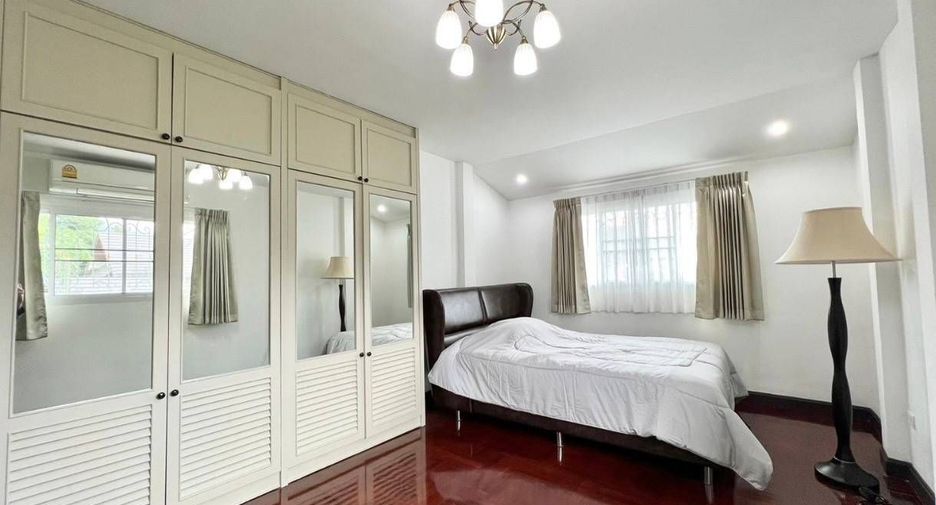 For sale and for rent 5 bedrooms house in Mueang Chiang Mai, Chiang Mai