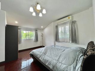 À vendre et à louer 5 chambres maison à Mueang Chiang Mai, Chiang Mai