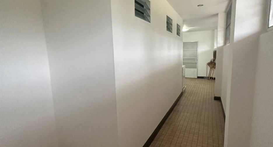 For sale and for rent 5 bedrooms house in Mueang Chiang Mai, Chiang Mai