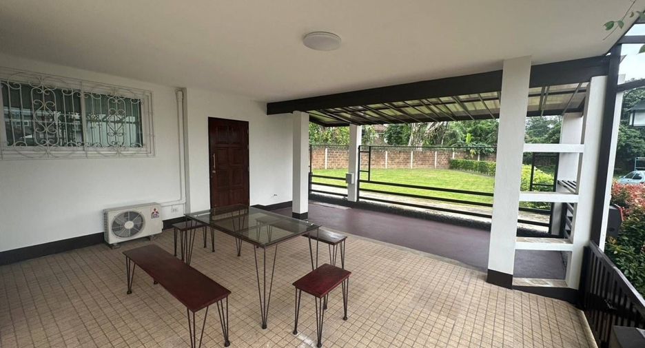 For sale and for rent 5 bedrooms house in Mueang Chiang Mai, Chiang Mai