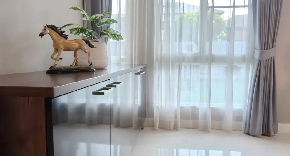 For rent and for sale 4 bedrooms house in Bang Phli, Samut Prakan