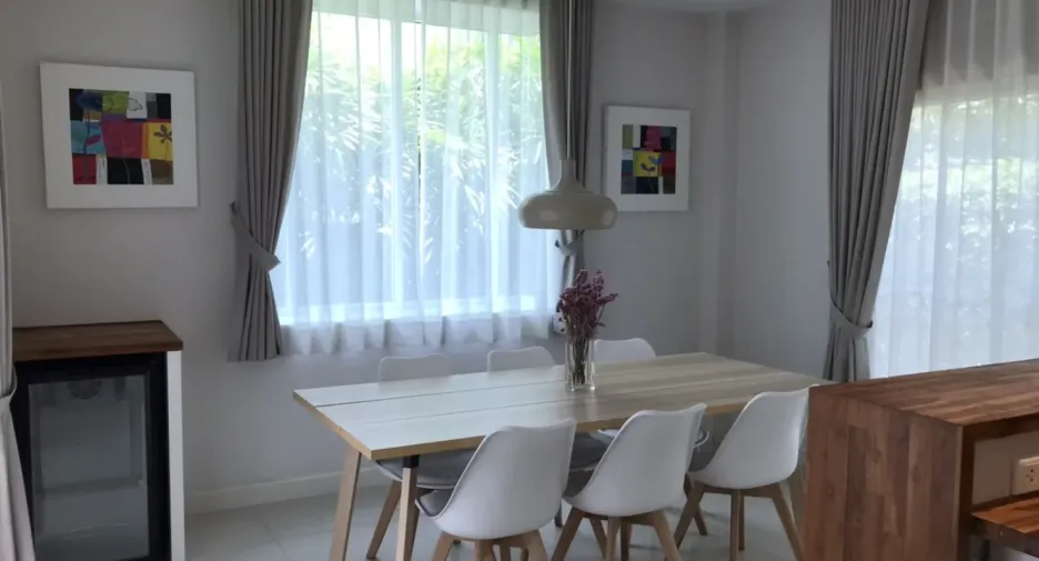 For rent 3 bedrooms house in Saphan Sung, Bangkok