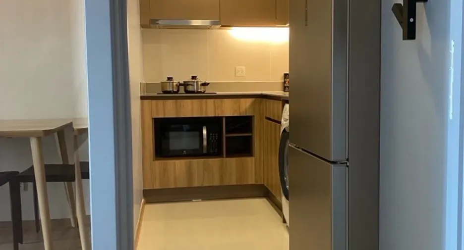 For rent 1 bed condo in Watthana, Bangkok