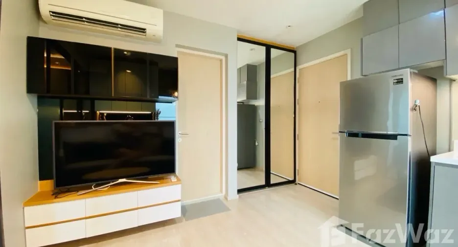 Wohnung zur Miete mit 1 Zimmer in Huai Khwang, Bangkok