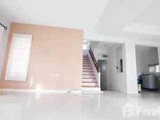 出租 3 卧室 独立屋 在 Bang Phli, Samut Prakan