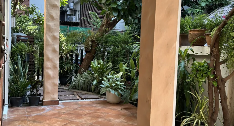 For rent 3 bedrooms house in Khlong Toei, Bangkok