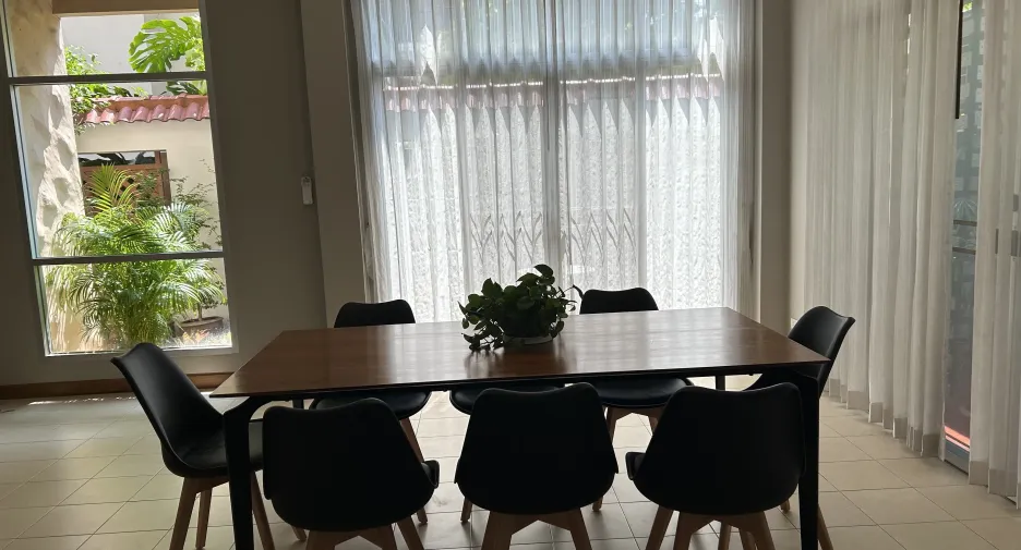 For rent 3 bedrooms house in Khlong Toei, Bangkok