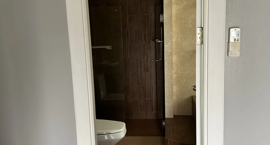 For rent 3 bedrooms house in Khlong Toei, Bangkok
